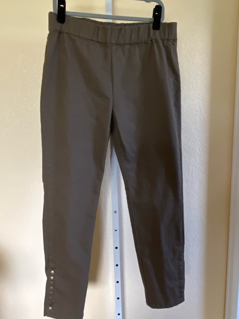 Soft Surroundings Dark Brown Button-Hem Slim Pants